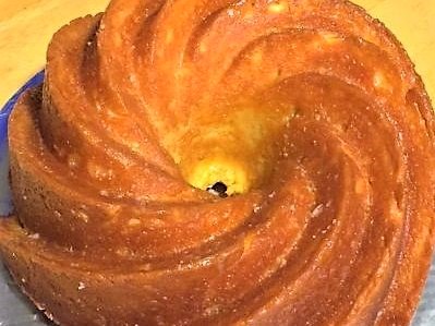 Grandma Jenny V's 7-Up Cake